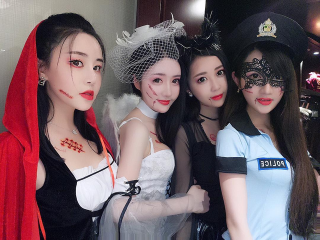 潘玮柏老婆是谁，潘玮柏的老婆（潘玮柏结婚扯出“天王嫂培训班”）