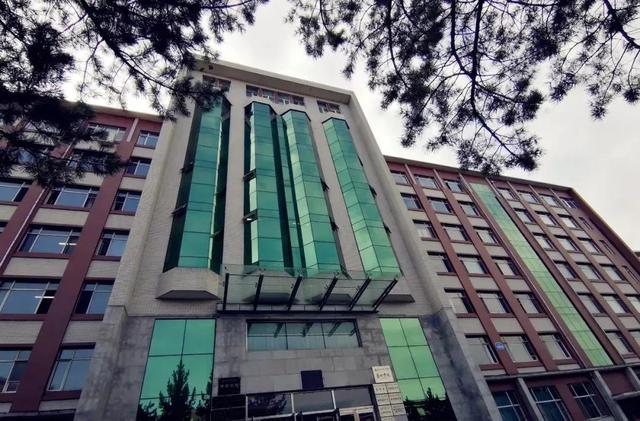 东北师范大学人文学院能三本升二本吗，东北师范大学人文学院是全日制本科学校国家承认吗（<二>东北师范大学人文学院）