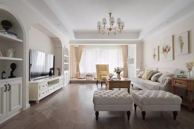 客厅阳台打通一体装修效果图，大厅阳台打通装修设计效果图（如何利用好阳台空间）