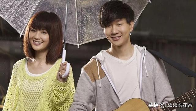 男女对唱歌曲有哪些，有关海盗男女对唱歌曲有哪些（让你KTV不在尴尬的坐着。）