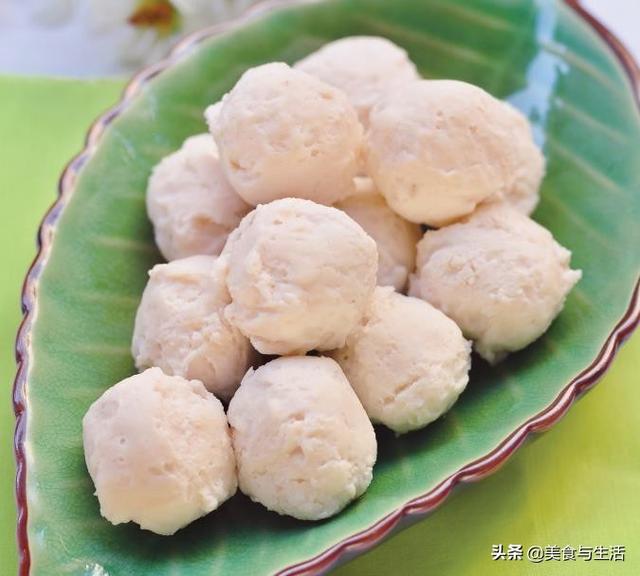 做鱼丸的正确配方，鱼丸的制作及配方比例和原料（给宝宝吃鱼的最佳方式）