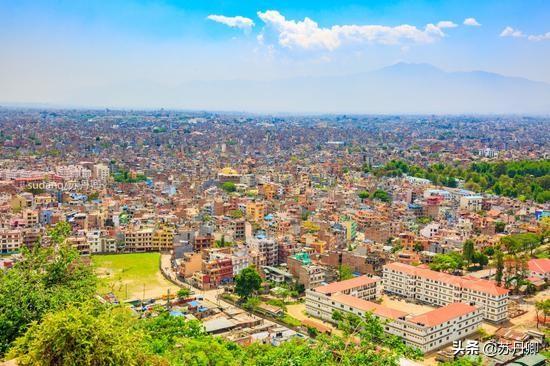尼泊尔在哪，尼泊尔靠近中国哪个城市（尼泊尔那么穷，为何幸福指数高）