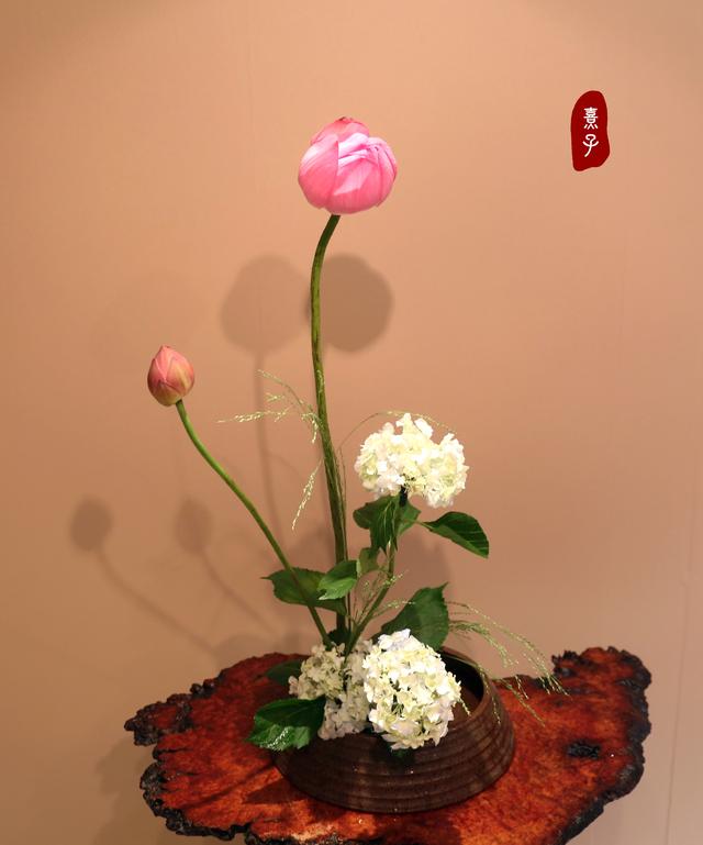 佛前供花一般几支，供佛最怕三种水果（荷花<莲花>佛前供花）