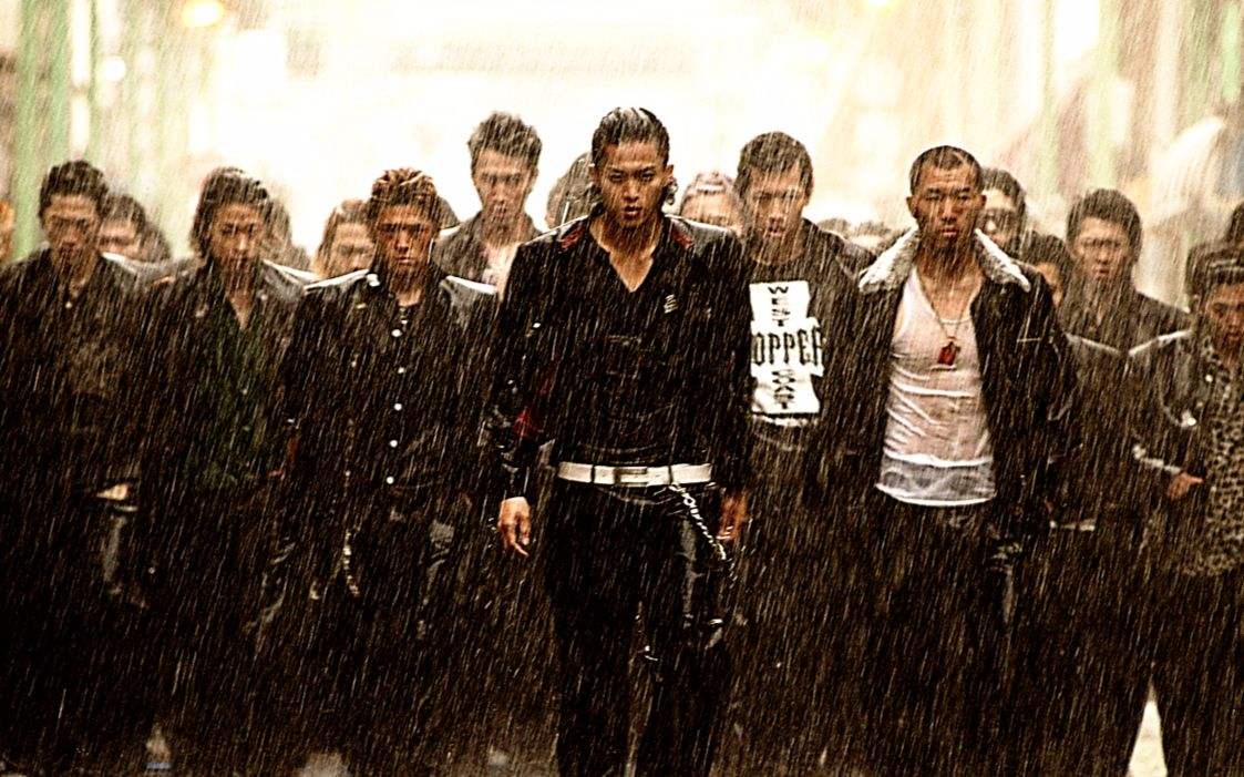 上坏孩子,因为他是什样一个非常讲义气,非常在乎兄弟情义的被双胞胎人