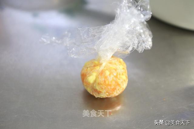 胡萝卜切丝怎么切，胡罗卜怎么炒好吃（看看别人家胡萝卜的做法）