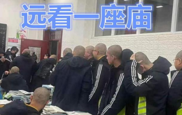 初中生适合什么发型男生，适合14岁中学生男发型（初中生“发型标准”出炉）