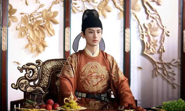 李忱的电视剧叫什么，李忱装傻的电视剧是哪一部（唐宣宗李忱究竟为何要打击一代名相李德裕）