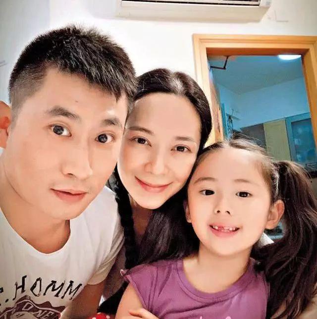 陶大宇将一手打烂好牌，出轨郭羡妮人设崩塌离婚，被封杀无戏可拍