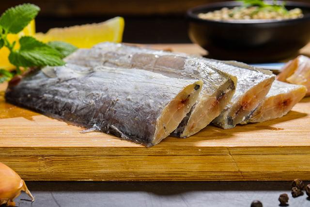 中国最好的带鱼产自哪里，中国哪里盛产带鱼（记住选择“三小一厚”）