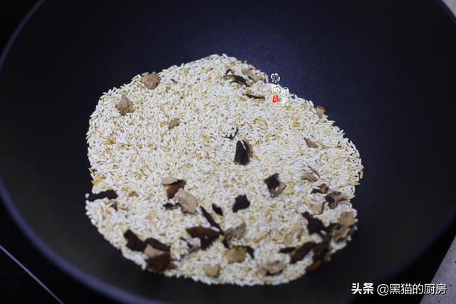 喝炒米茶的最佳时间，炒米茶什么季节喝（90岁爷爷教我做炒米茶）