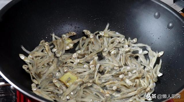 咸鱼怎么做好吃，咸鱼怎么做好吃大全（做小零食、下酒菜都不错）