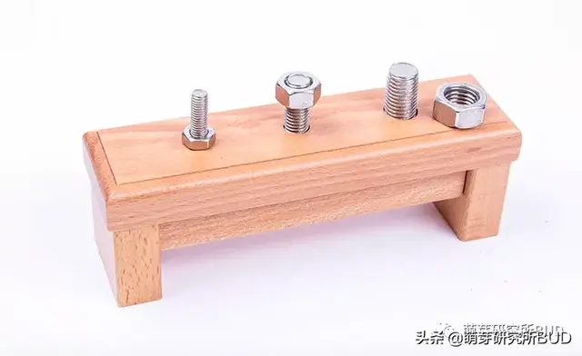 3岁儿童早教课程，儿童早教课程（18个月到3岁以上孩子的蒙特梭利早教怎么做）