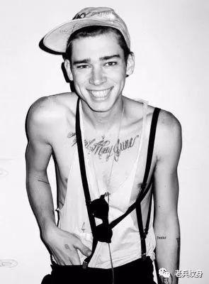 第一次纹身必须知道的，第一次纹身必须知道的事情（提问：纹身前都要做好哪些准备）