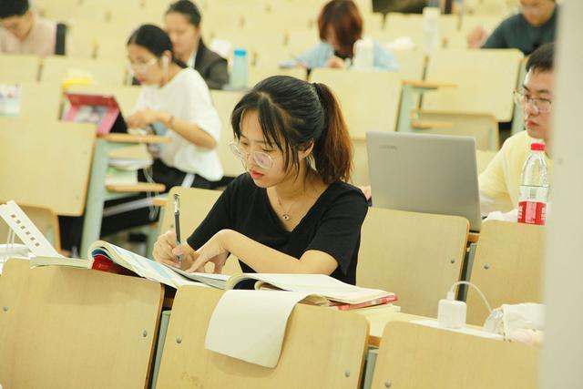 本科与专科的区别（同是上大学）