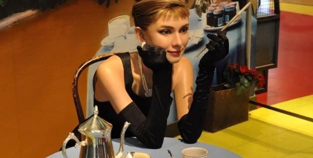 上海杜莎夫人蜡像馆,上海市杜莎夫人蜡像馆在哪个区(来这里和"明星"