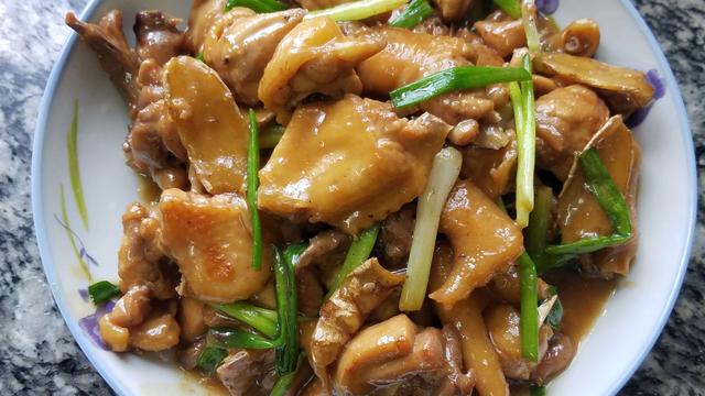 怎么做鸡块，怎样炖鸡块好吃又简单（简单做法2分钟学会）