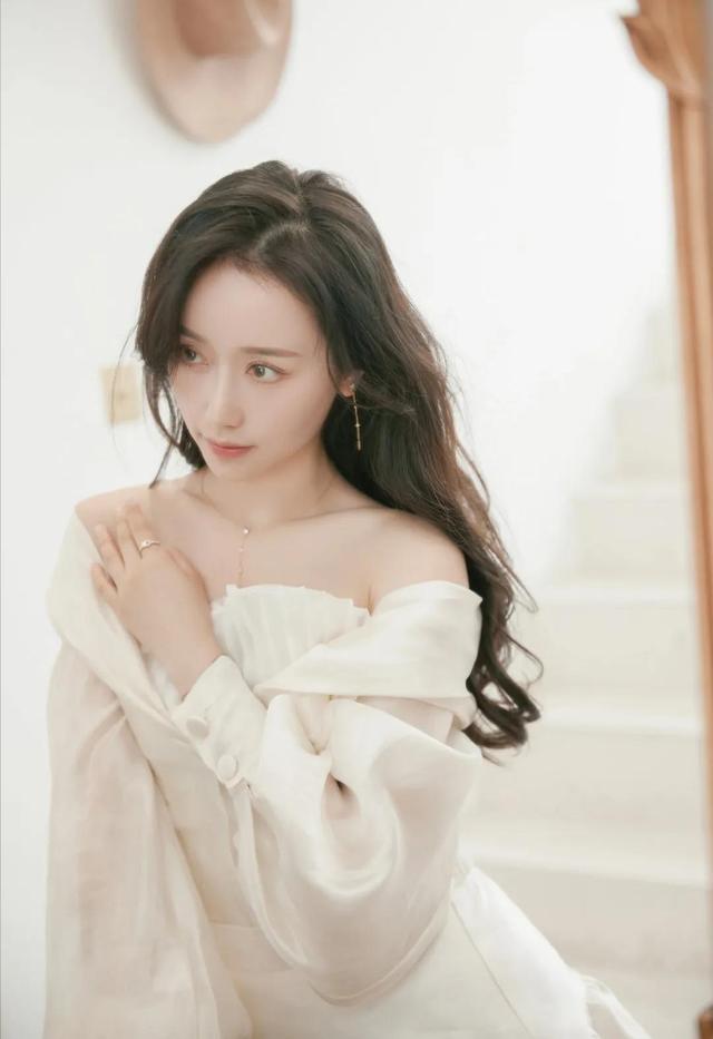 谭湘君♡，微信头像，谭湘君♡（四川美女谭湘君）