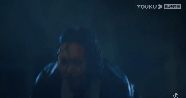 痴线是什么意思，痴线一词什么意思（全员“精神病”出神入化）