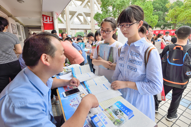 辽宁省职业技术学院，2021辽宁单招公办好学校有哪些（辽宁三所大学彻底被曝光）