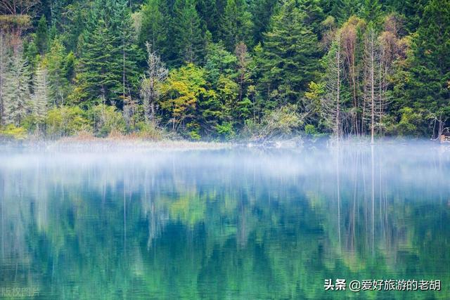 秋季旅游景点推荐，中国十大赏秋胜地推荐（秋天旅游一定要去的3个景区）