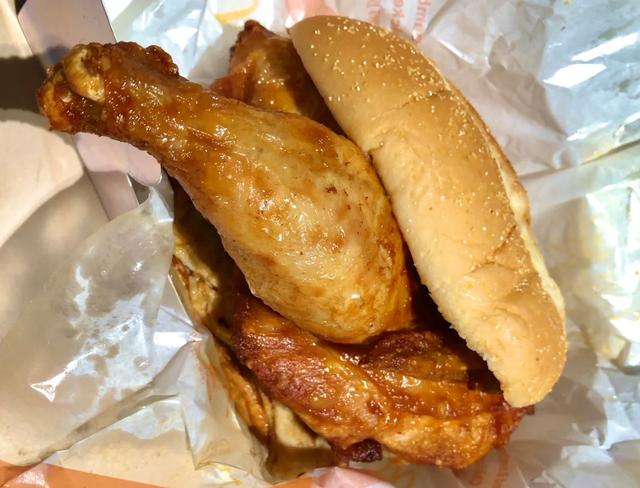 麦当劳板烧鸡腿堡，麦当劳板烧鸡腿堡6.9元（麦当劳汉堡之“隐藏吃法”）