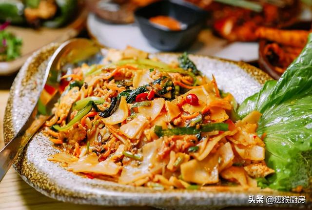 云南菜是什么菜系，云南的菜属于什么菜系（出了云南有钱也很难吃到）