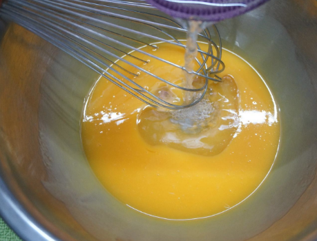 蛋糕松软的窍门，蛋糕怎么做很松软（掌握3点技巧）