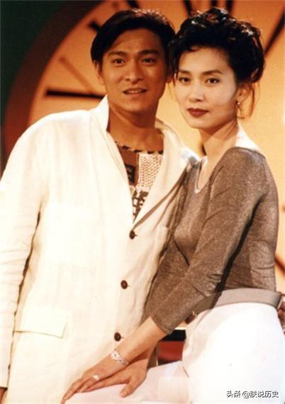 邝美云年轻时图片，邝美云年轻时图片 视频（半个娱乐圈的大佬都跟她合影过）