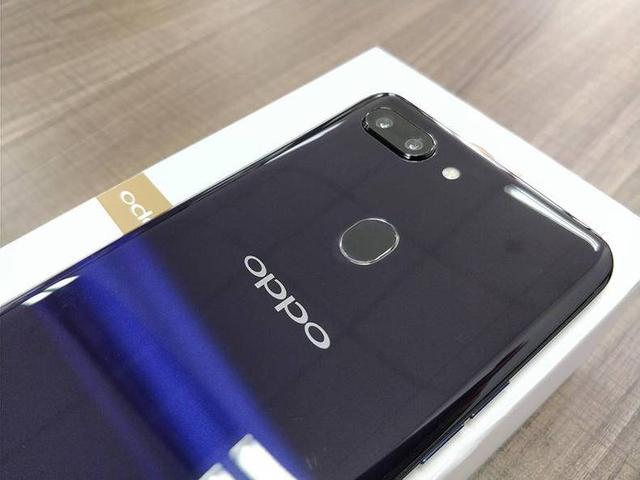 oppor15梦镜版解锁，刘海全面屏令人惊艳