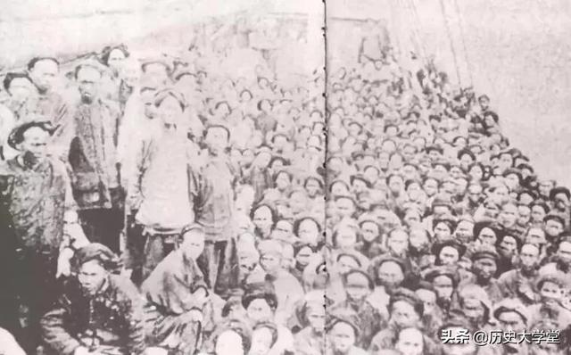 新加坡的官方语言，新加坡的官方语言有四种（新加坡有四种官方语言且华人居多）