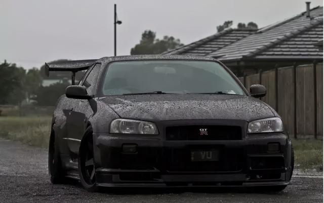 日产skyline，日产skyline在国内叫什么（日产Skyline GT-R）