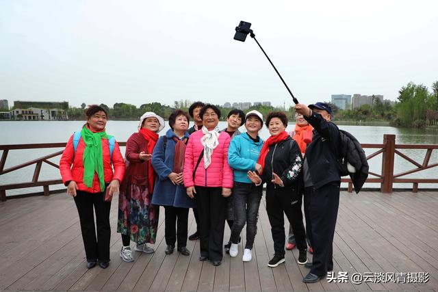 最简单能令人放松心情的图片 偶尔防空一下自己，让人心情放松的图片（醉倒在那片春色里）