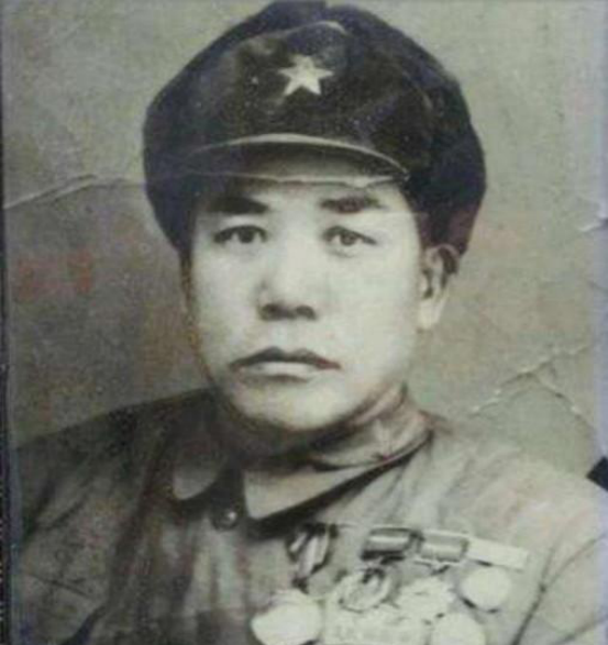 白起墓出土文物照片，白起墓出土了什么（八路军最强战士：身高近两米）