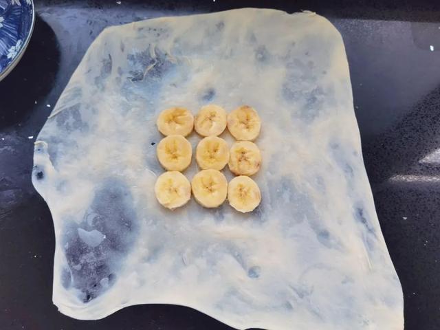 印度飞饼的饼是怎么做的什么配方，真正印度飞饼的配方（孩子爱吃印度飞饼）