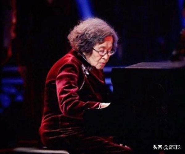 杨秉荪为什么不复婚，杨秉荪（毕生执着于钢琴造诣的中国第一代钢琴家）