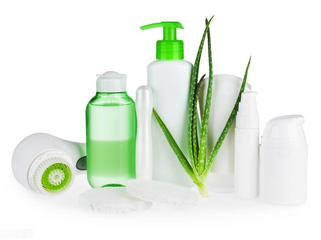 芦荟胶涂完了要洗掉吗，芦荟胶涂完了要洗掉吗祛痘吗（关于芦荟胶使用干货知识汇总）