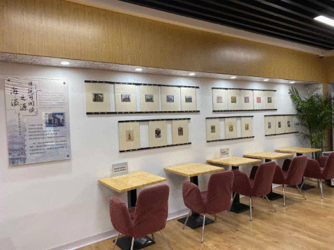 手不释卷的动物，平生未许轻言语,金口一蹄万户开打一个生肖动物（手不释卷徐小兔初登场）