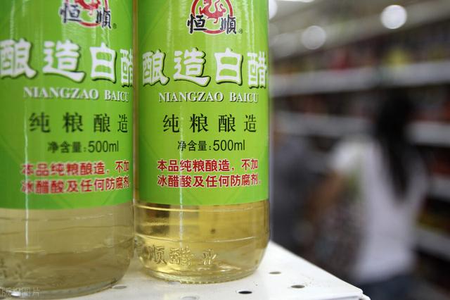 香醋是什么醋，香醋和陈醋哪个好吃（认准醋瓶“3行字”）