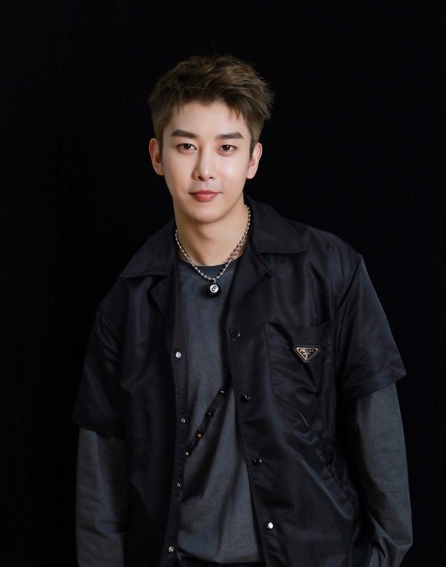 c位出道是什么意思，c位出道是什么意思c位出道（内娱选秀男团的C位）