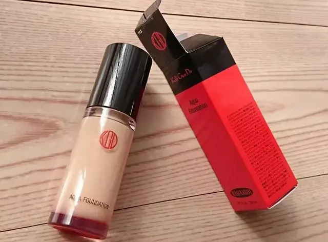 粉底液rmk是什么牌子，RMK粉底液色号（推荐10款适合春夏季的日系粉底液）