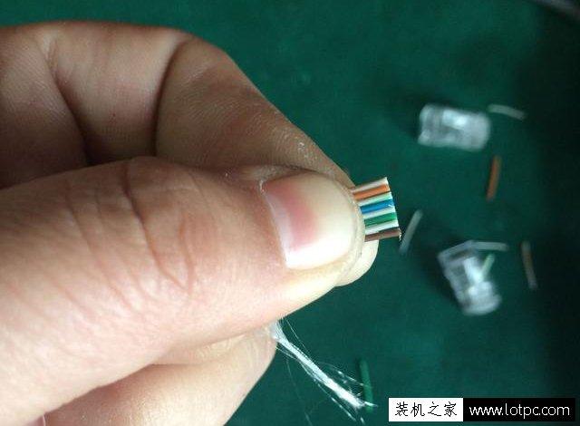 网线水晶头接线顺序图，网线水晶头接法顺序口诀（电脑网线水晶头接法图解教程）