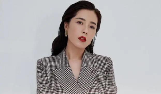 妯娌的三国时代冯雪结局（她颜值曾一度压过了章子怡）