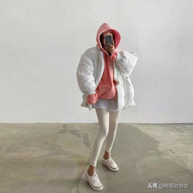 请问卫衣绒英文怎么讲，绒衣用英语怎么说（卫衣内搭的N种方法）