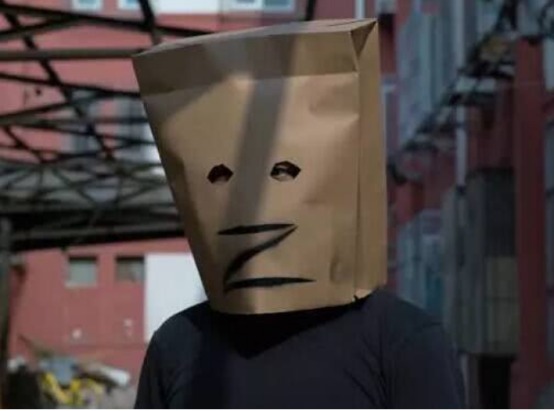 小智在哪里直播，LOL小智在哪里直播怎么看多会（看到他8月份的收入）