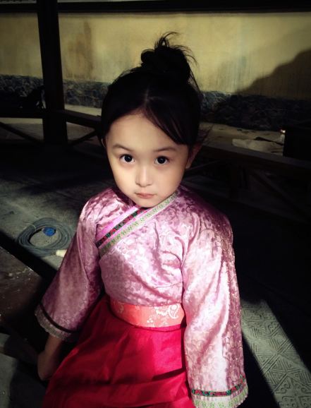 小琉璃是谁演的，琉璃小时候是谁演的（周冬雨驾驭不了“仙界美人”就算了）