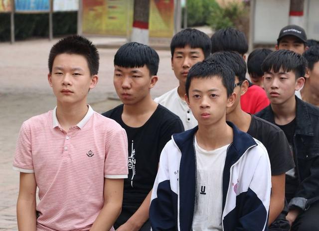 初中怎么才能成为学霸 中学生学习方法及技巧，初中怎么才能成为学霸（若想成为“尖子生”）