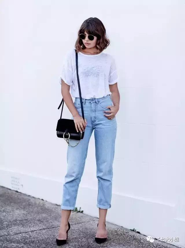 粗跟低帮高跟鞋怎么搭配裤子，气场超强的时髦组合