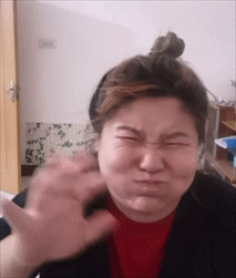 得得得得得是什么梗，得得得表示什么意思（8000多人看她蹲大号）