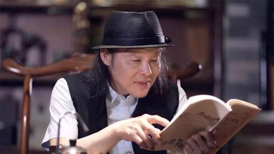 林清玄简介（14岁离家，17岁发表文章）