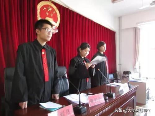 女生千万不要学法学是真的吗，为什么说千万不要学法学专业（这4个“父母最反对”的专业）